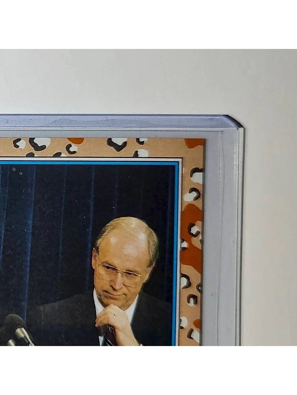 General Powell & Secretary Cheney 1991 Topps Desert Storm #158 - Picture 4 of 10